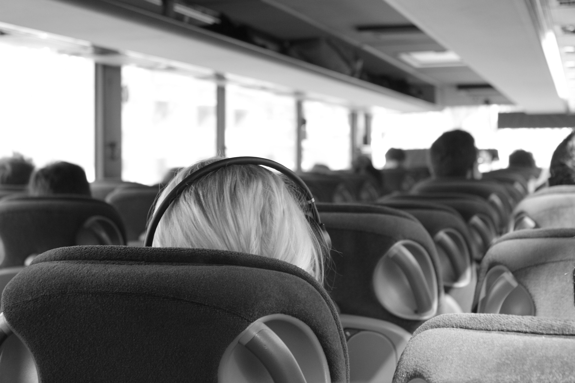 Mariage, séminaire, sortie scolaire : pourquoi louer un bus avec chauffeur ?